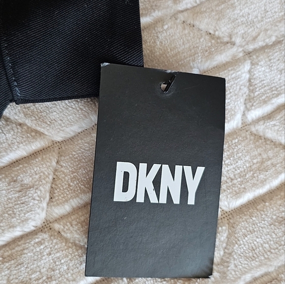 🆕DKNY Front Zip Twill Jumpsuit Size 2 NWT - Picture 6 of 7